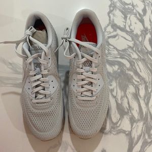 Nike Air Max 90 Ultra Platinum